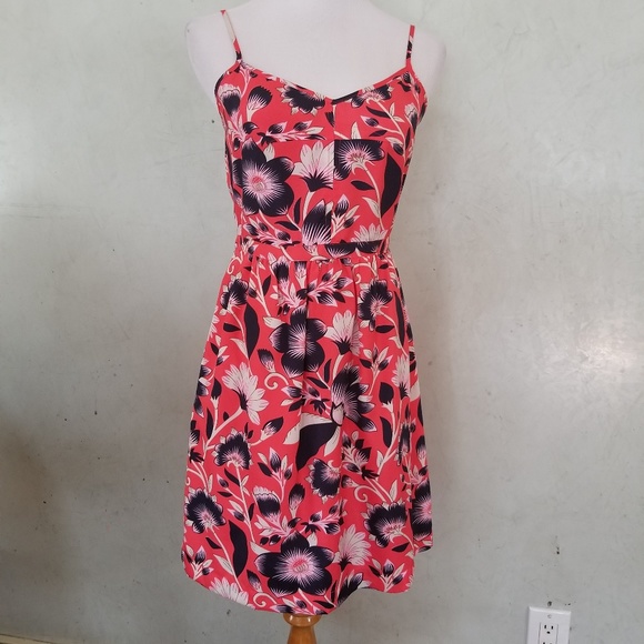 J. Crew Factory Dresses & Skirts - J.Crew factory floral dress (D33)